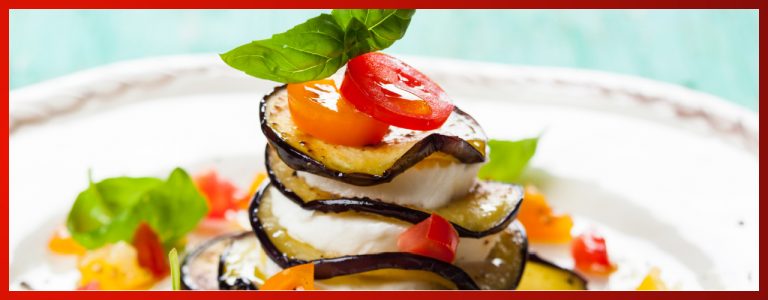 Rezept: Mozzarella-Türmchen auf Auberginenpüree | „Echt Württemberger“ Blog Rezept: Mozzarella-Türmchen auf Auberginenpüree | „Echt Württemberger“ Blog