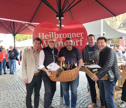 Ein Südtiroler ist Weinzahn 2025 auf Heilbronner Weindorf
